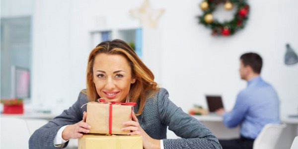 Jak wybrać prezenty świąteczne i gdzie je kupić